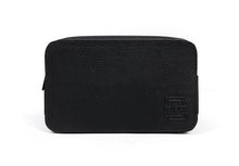 Lade das Bild in den Galerie-Viewer, Convertible Washbag
